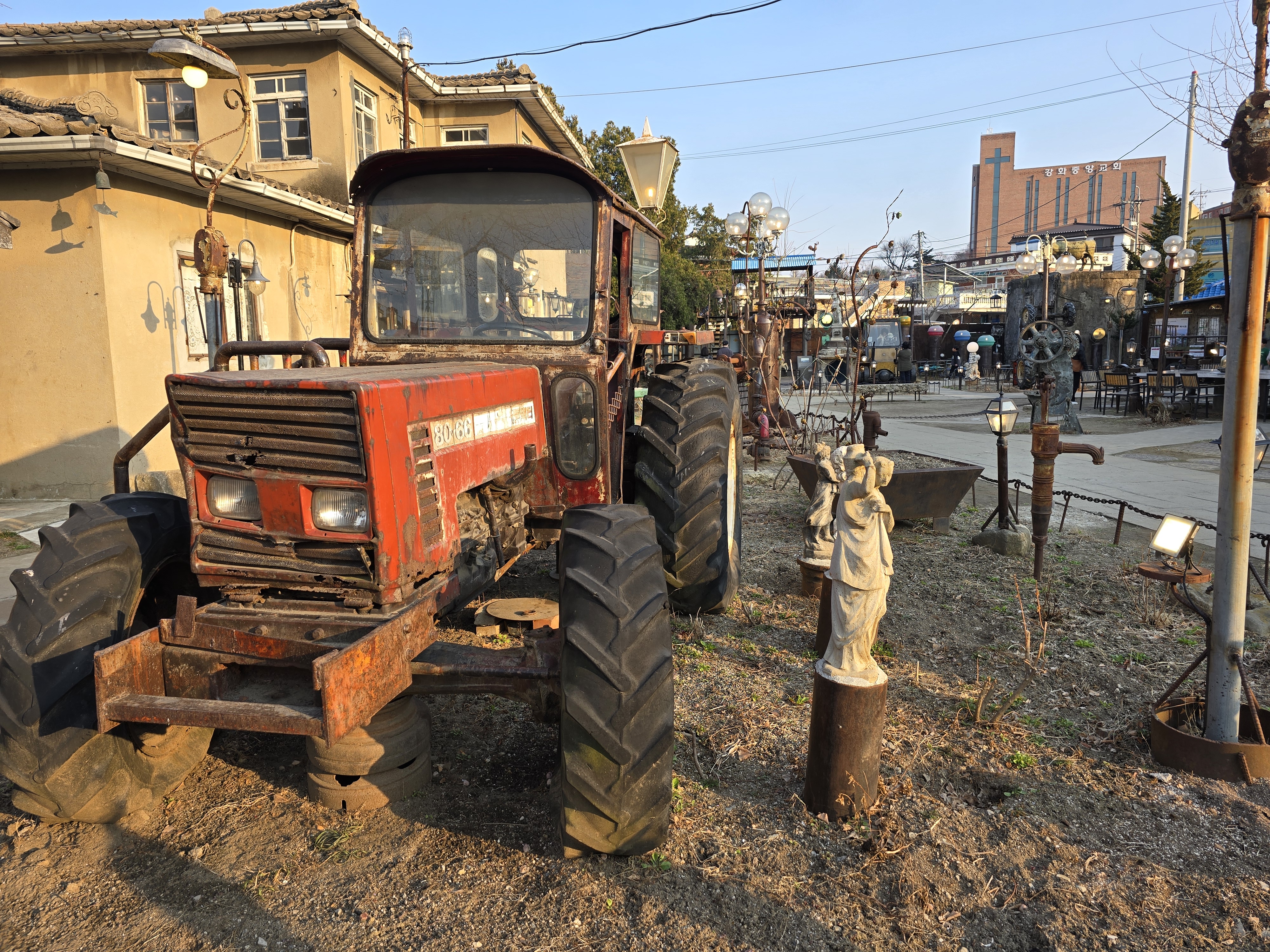 Ganghwa-do Cafe Recommendation: Joyang Bangjik, a Space Where Time Stands Still